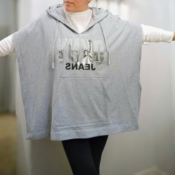 DKNY Active Gray Fleece Lady Liberty Hooded Poncho Topper. Plus Size 3X - Picture 2 of 9